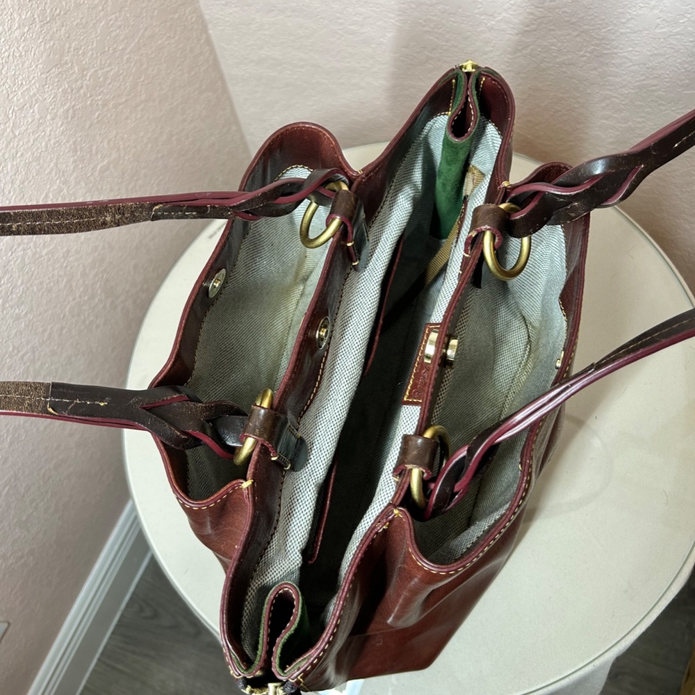 Dooney and Bourke Satchel, Barlow - Picture 8 of 13